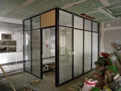 深圳辦公室百葉高隔間工廠